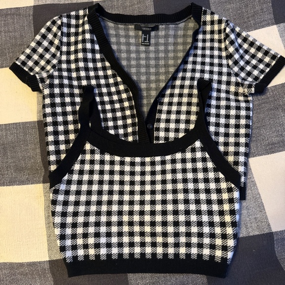 FOREVER 21 - Black and White Plaid Set of Cami and Shirt - Picture 6 of 6